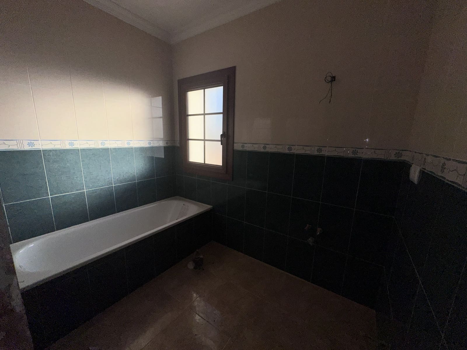 6 bedroom Villa for sale in Catral with pool garage - € 495,000 (Ref: 9438403)