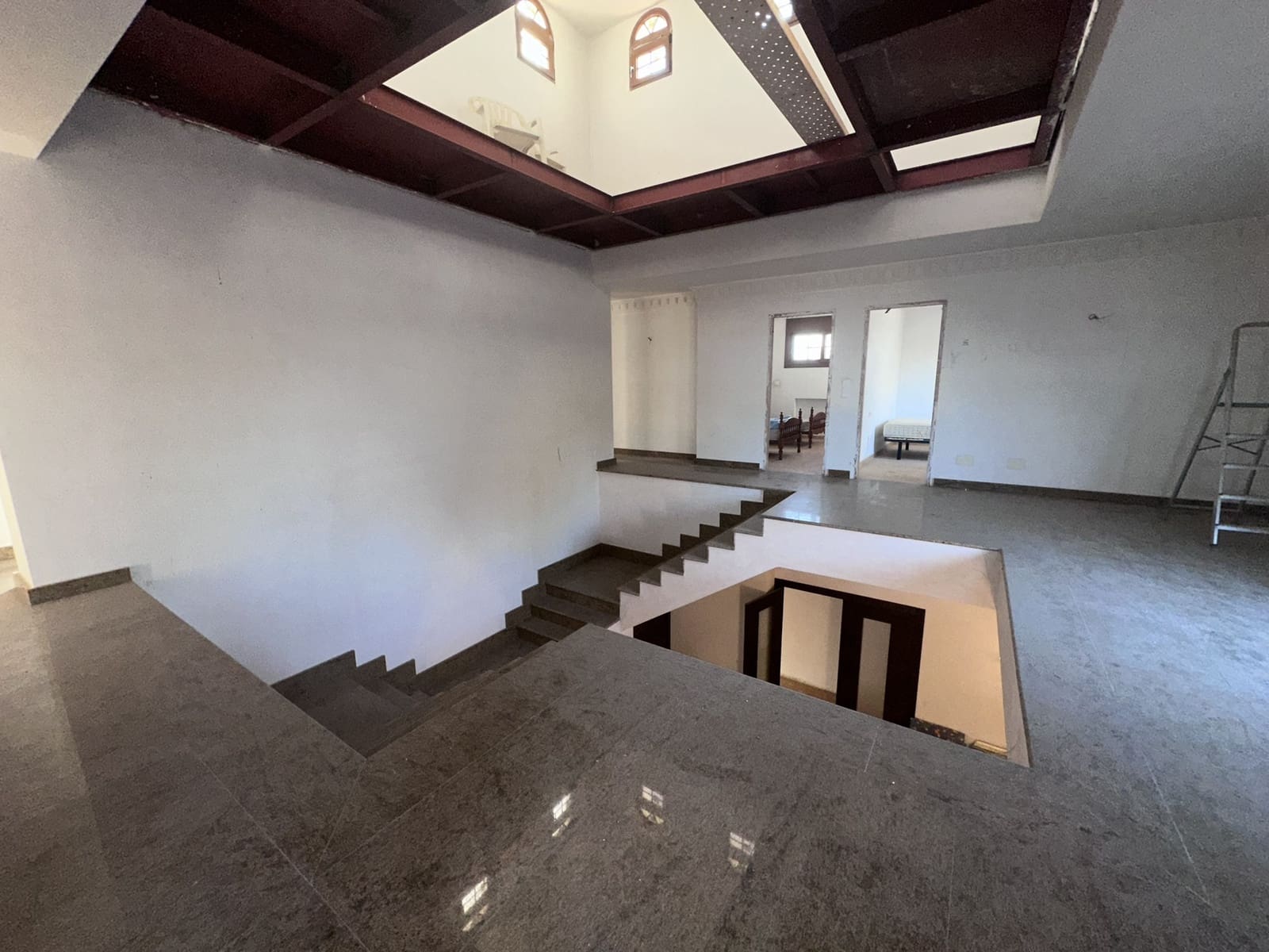 6 bedroom Villa for sale in Catral with pool garage - € 495,000 (Ref: 9438403)