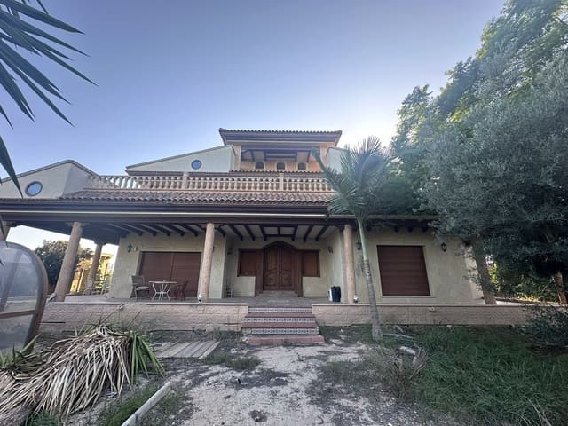 6 soverom Villa til salgs i Catral med svømmebasseng garasje - € 495 000 (Ref: 9438403)