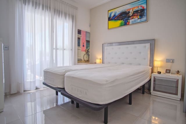 9 soverom Bedrift til salgs i Catral med svømmebasseng - € 895 000 (Ref: 9450838)