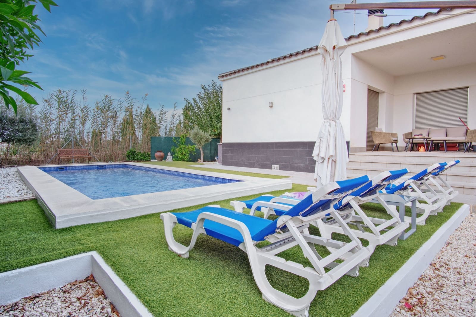 9 soverom Bedrift til salgs i Catral med svømmebasseng - € 895 000 (Ref: 9450838)