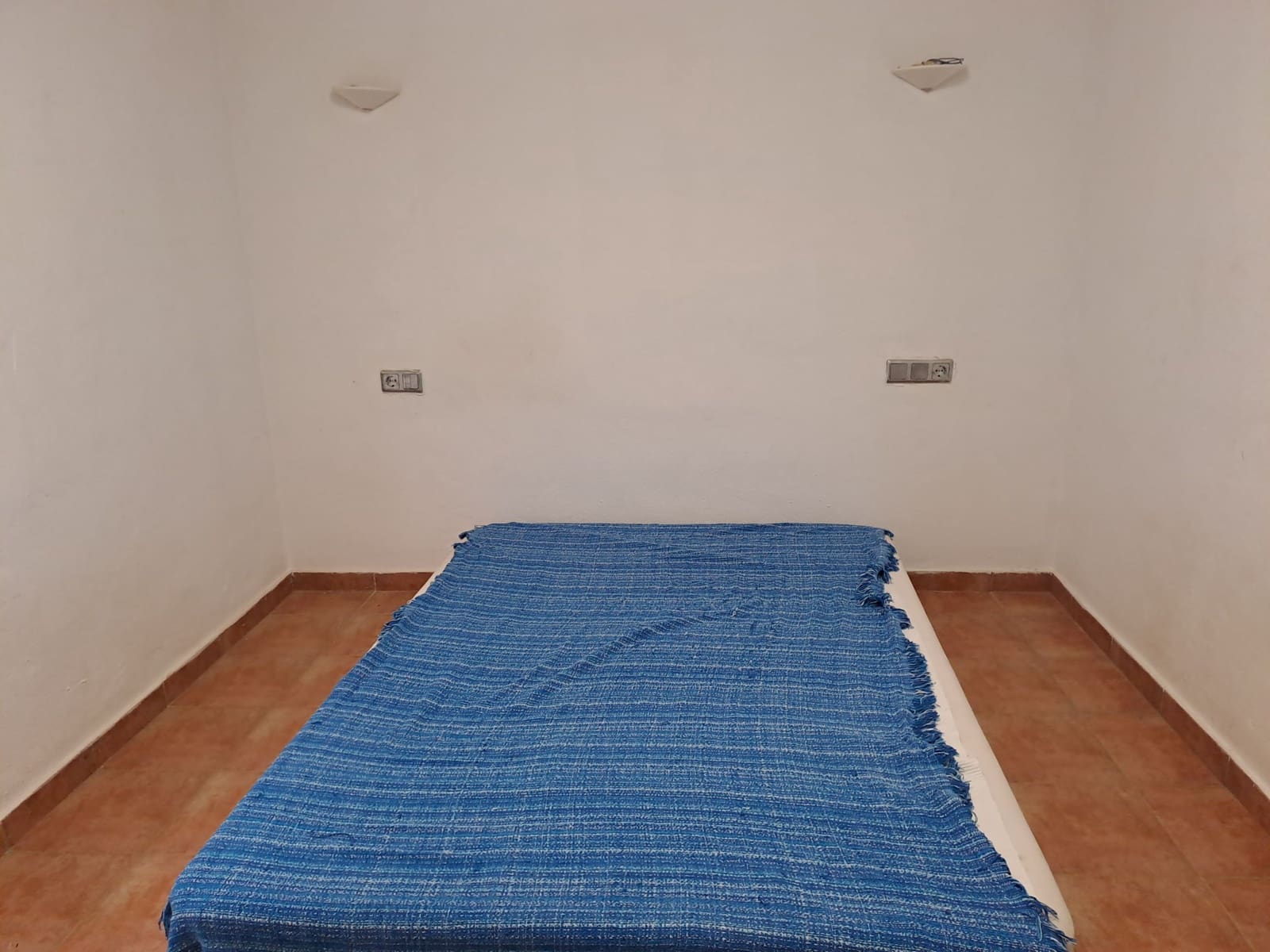 2 quarto Bungalow para arrendar em Crevillente / Crevillent com piscina garagem - 650 € (Ref: 9469932)