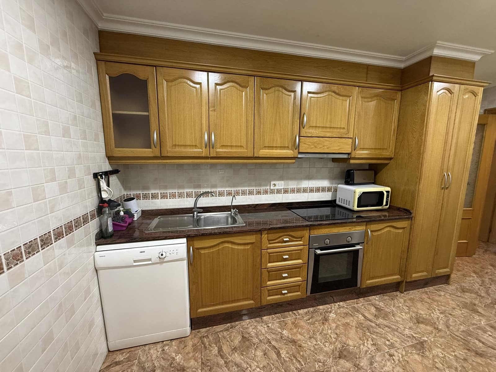 2 soveværelse Lejlighed til leje i Catral - € 650 (Ref: 9509429)