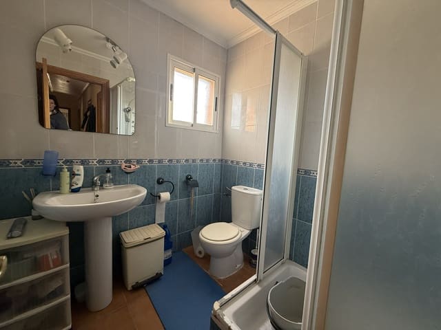 4 makuuhuone Huvila myytävänä paikassa La Hoya, Elche / Elx mukana uima-altaan 
autotalli - 315 000 € (Ref: 9552526)