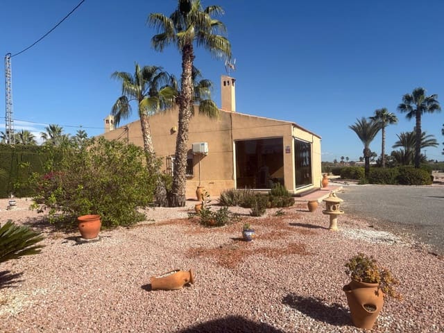 3 chambre Finca/Maison de Campagne à vendre à Albatera avec piscine garage - 299 000 € (Ref: 9593073)