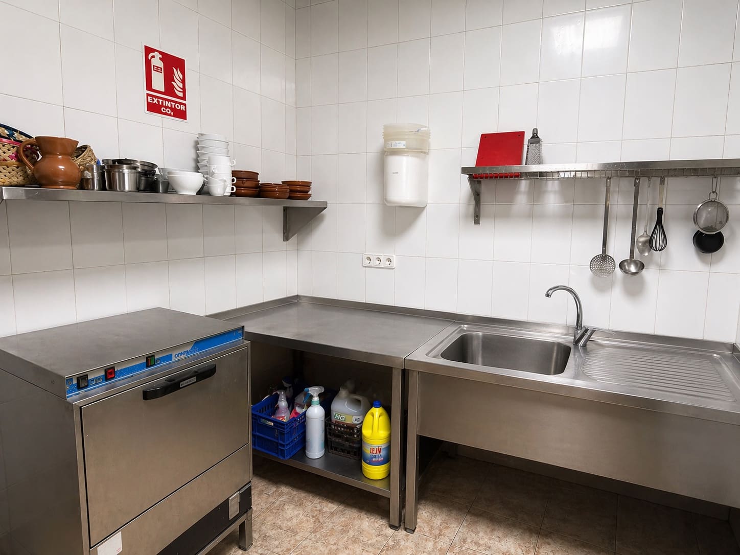 Företag till salu i Catral - 32 999 € (Ref: 9798251)