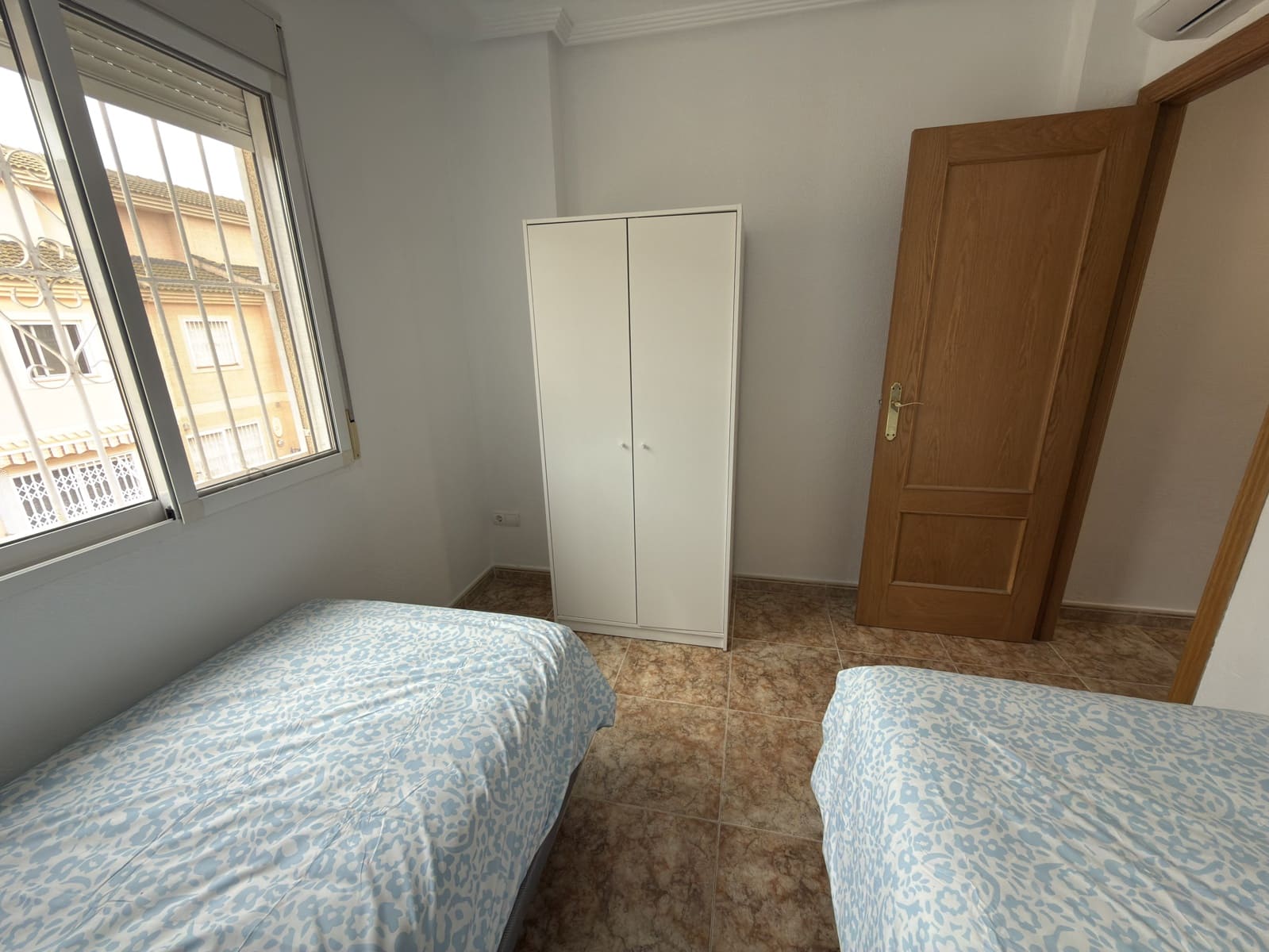2 quarto Casa em Banda para venda em Catral com piscina - 135 000 € (Ref: 9823835)