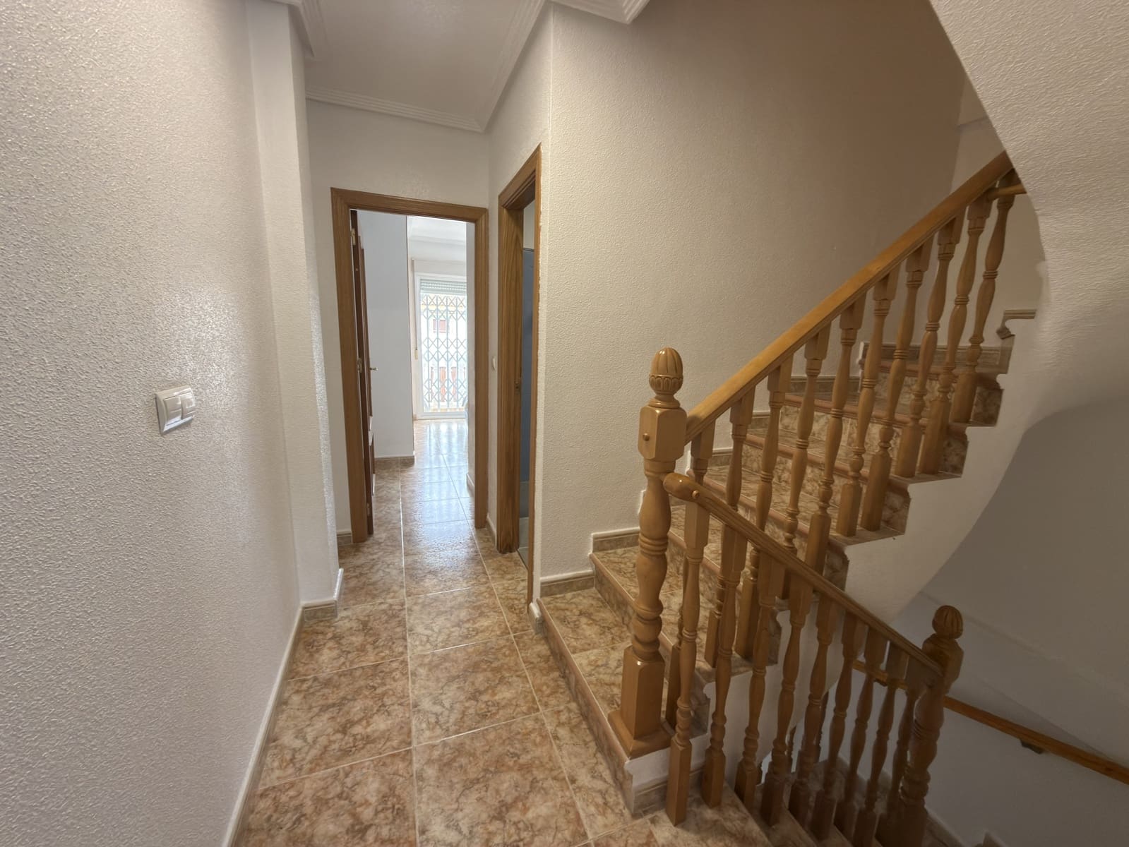 2 quarto Casa em Banda para venda em Catral com piscina - 135 000 € (Ref: 9823835)