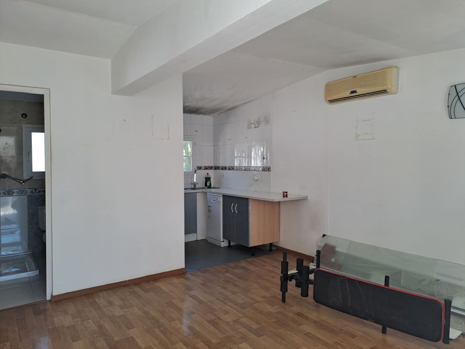 Casa Móvil de 2 habitaciones en Crevillente / Crevillent en venta con piscina garaje - 23.500 € (Ref: 9860765)