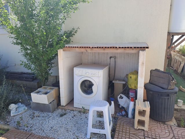 Casa Móvil de 2 habitaciones en Crevillente / Crevillent en venta con piscina garaje - 23.500 € (Ref: 9860765)