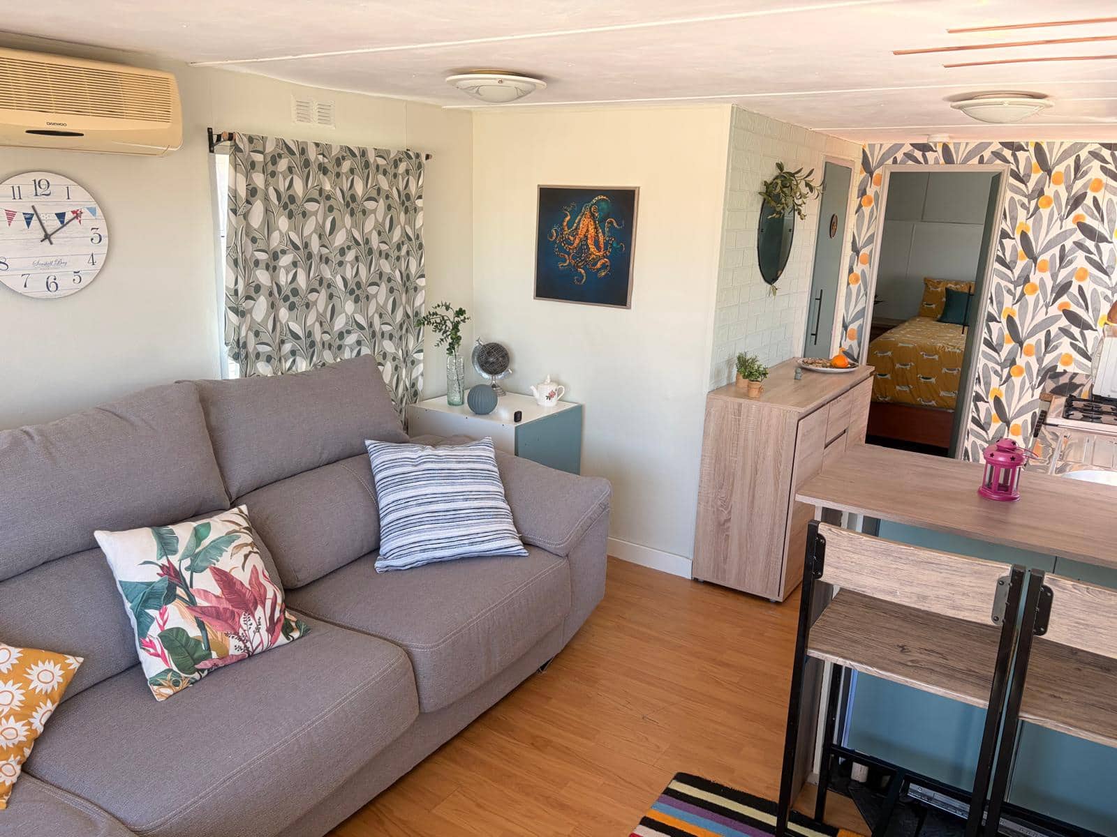 1 soverom Husvogn til salgs i El Campello med svømmebasseng - € 37 500 (Ref: 9865972)