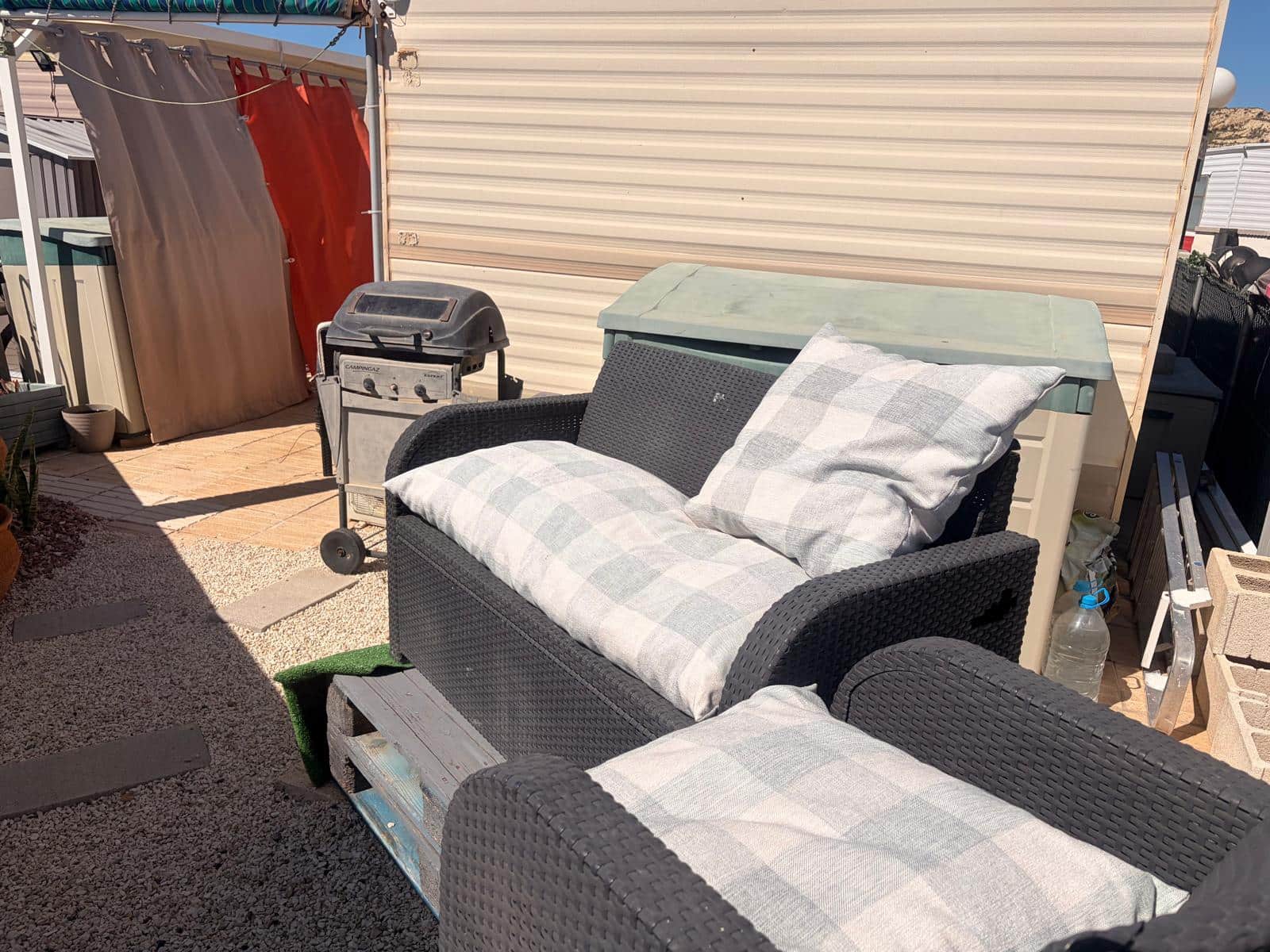 1 soverom Husvogn til salgs i El Campello med svømmebasseng - € 37 500 (Ref: 9865972)