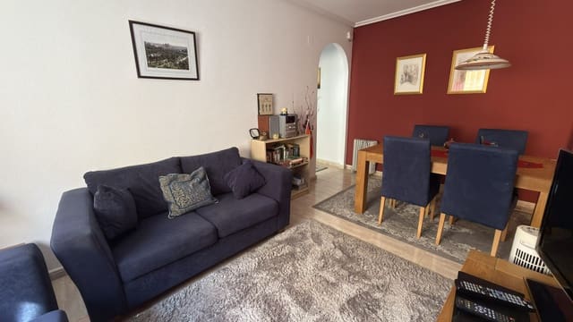 2 makuuhuone Huoneisto myytävänä paikassa Catral mukana uima-altaan - 97 999 € (Ref: 9879846)