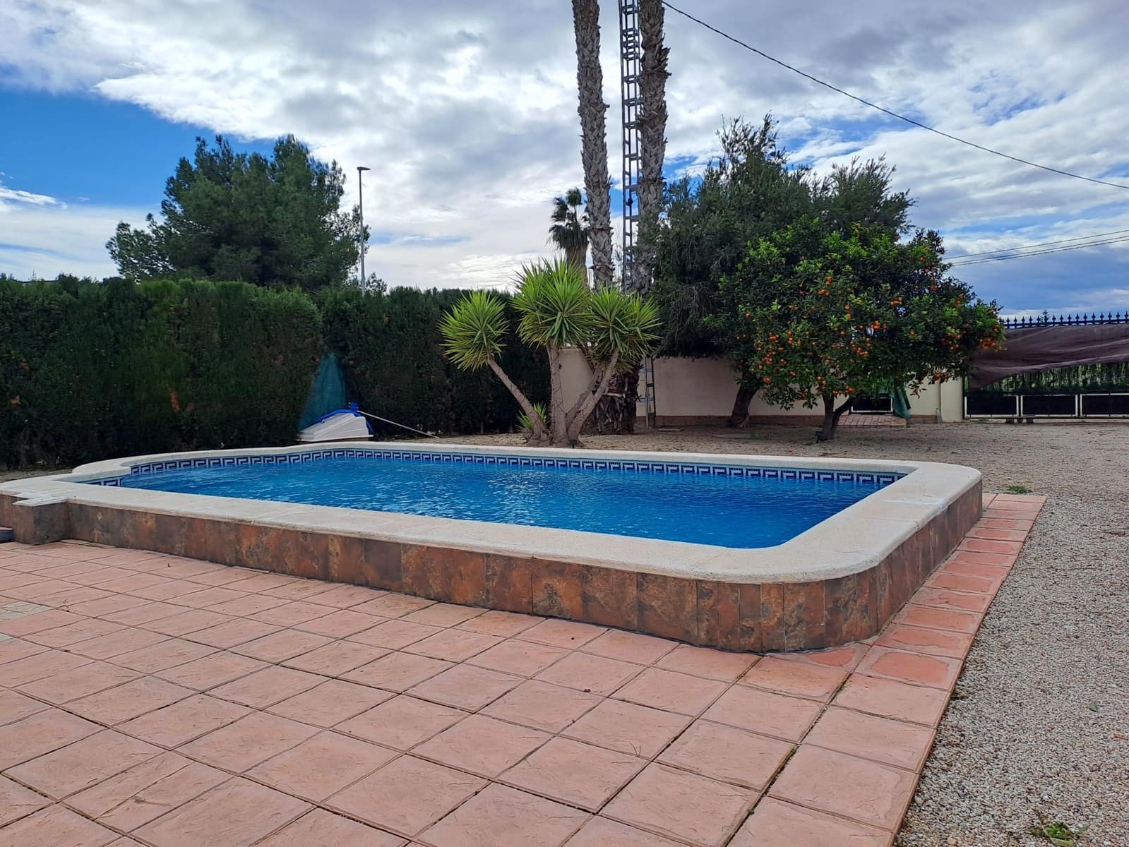 2 sovrum Finca/Hus på landet till salu i Catral med pool garage - 315 000 € (Ref: 9927960)