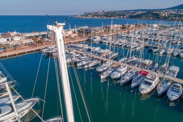 4 soveværelse Byhus til salg i Denia - € 275.000 (Ref: 9784325)