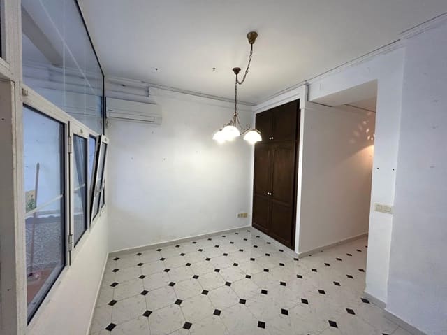 4 soveværelse Byhus til salg i Dénia - € 275.000 (Ref: 9784325)