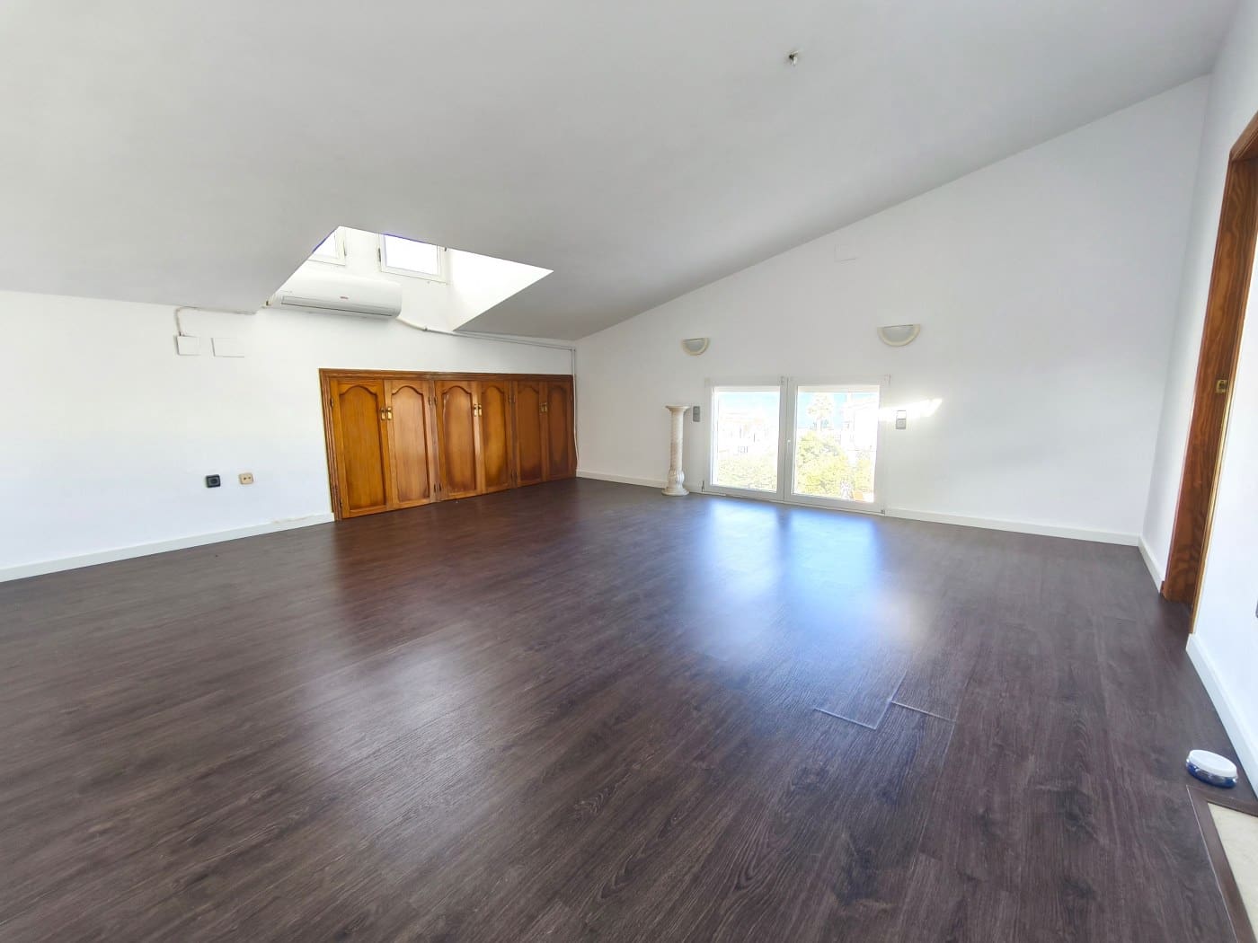 3 makuuhuone Rivitalo myytävänä paikassa Els Poblets mukana 
autotalli - 395 000 € (Ref: 9784326)