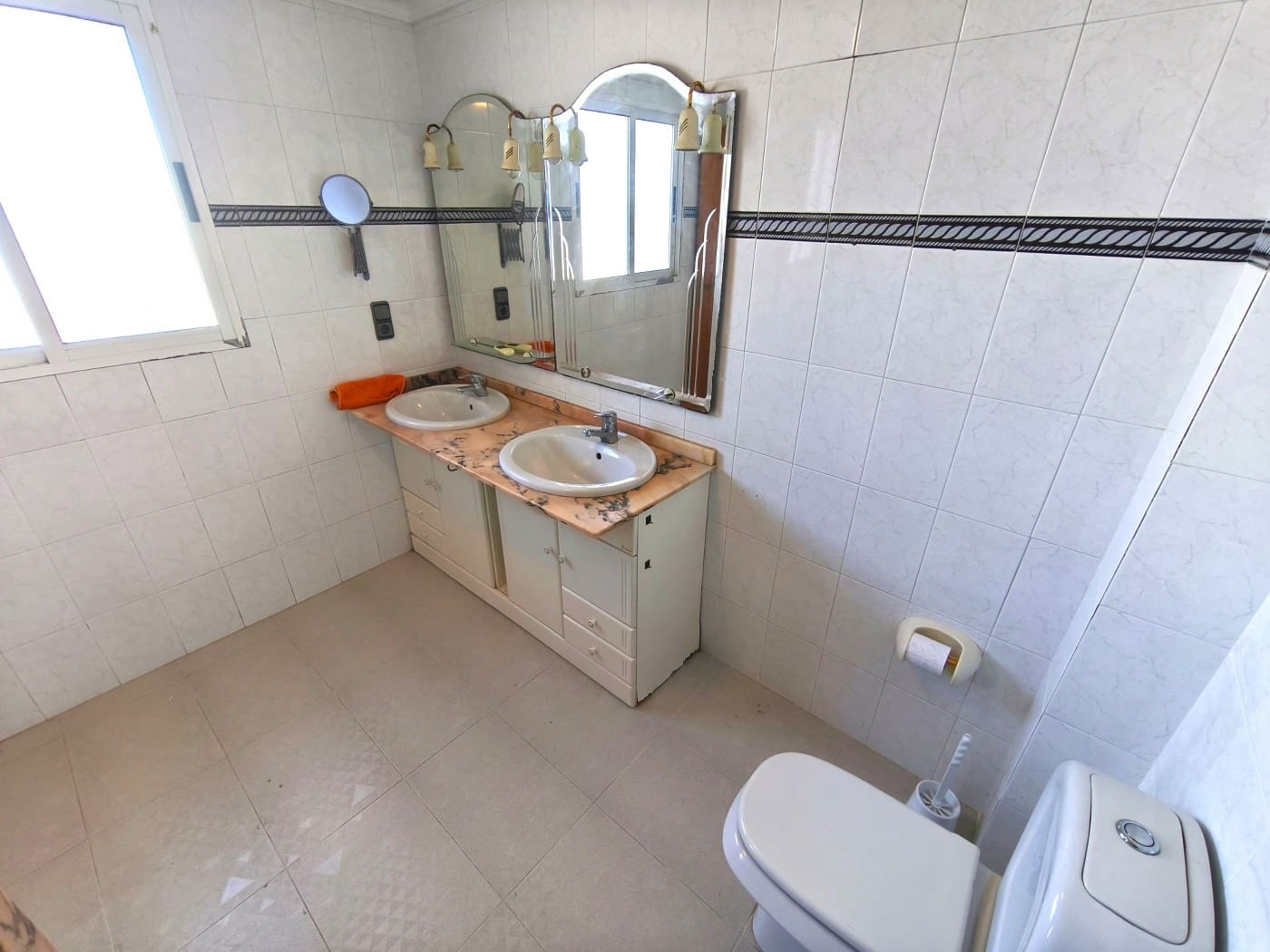 3 makuuhuone Rivitalo myytävänä paikassa Els Poblets mukana 
autotalli - 395 000 € (Ref: 9784326)