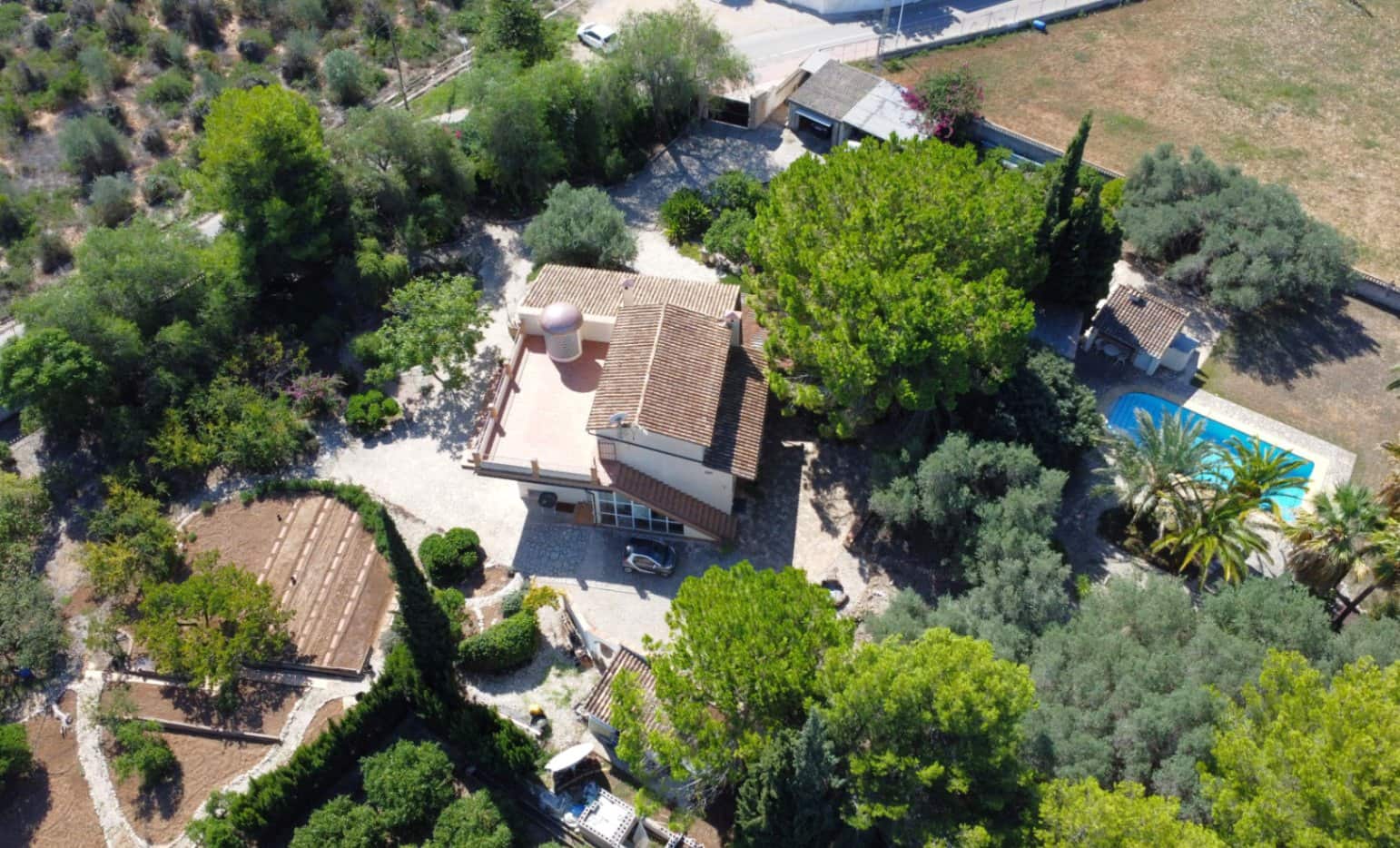 4 soveværelse Villa til salg i Els Poblets med swimmingpool garage - € 785.000 (Ref: 9784327)