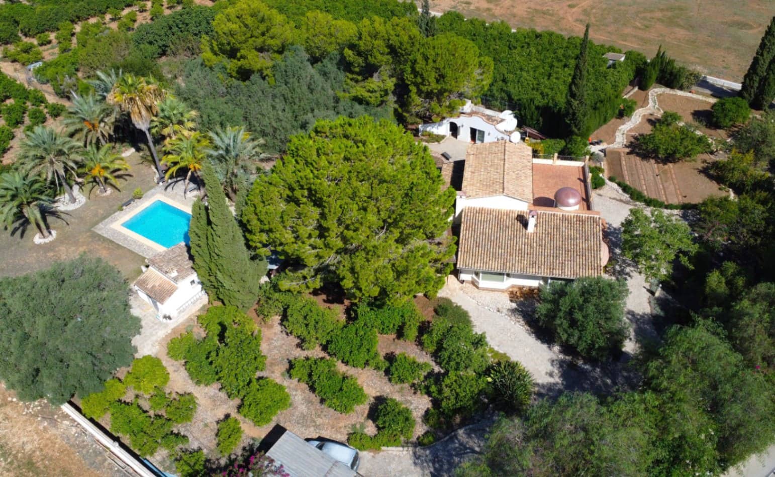 4 soveværelse Villa til salg i Els Poblets med swimmingpool garage - € 785.000 (Ref: 9784327)