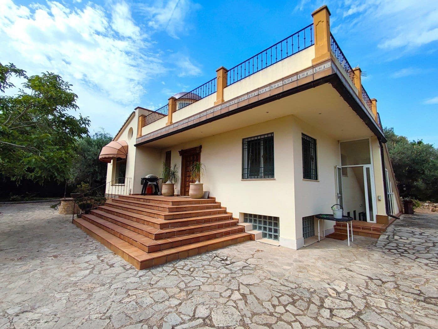 4 soveværelse Villa til salg i Els Poblets med swimmingpool garage - € 785.000 (Ref: 9784327)