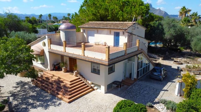 4 soveværelse Villa til salg i Els Poblets med swimmingpool garage - € 785.000 (Ref: 9784327)