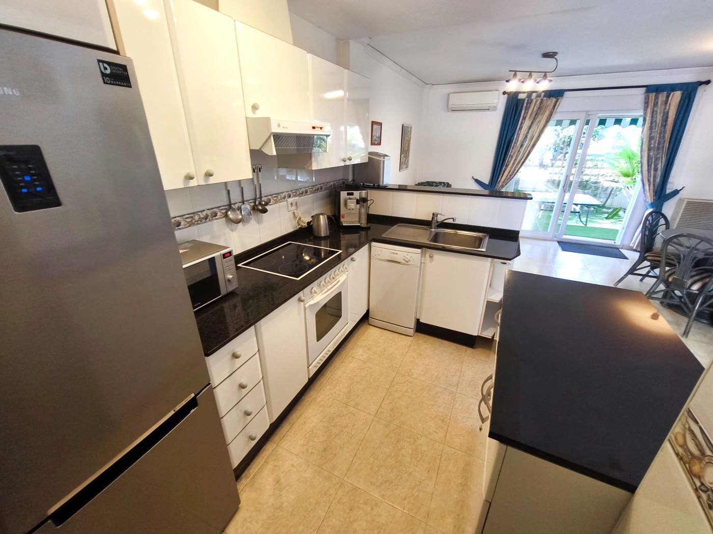 2 soveværelse Rækkehus til salg i Els Poblets med swimmingpool garage - € 260.000 (Ref: 9784331)