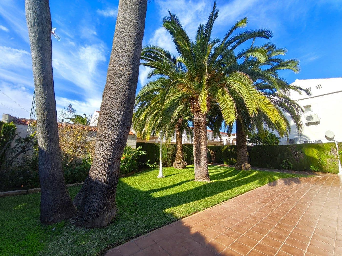 2 soveværelse Rækkehus til salg i Els Poblets med swimmingpool garage - € 260.000 (Ref: 9784331)