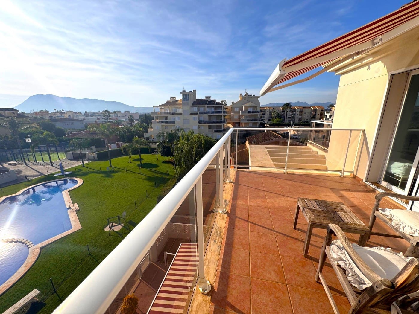 3 soveværelse Penthouse til salg i Denia med swimmingpool garage - € 430.000 (Ref: 9784332)