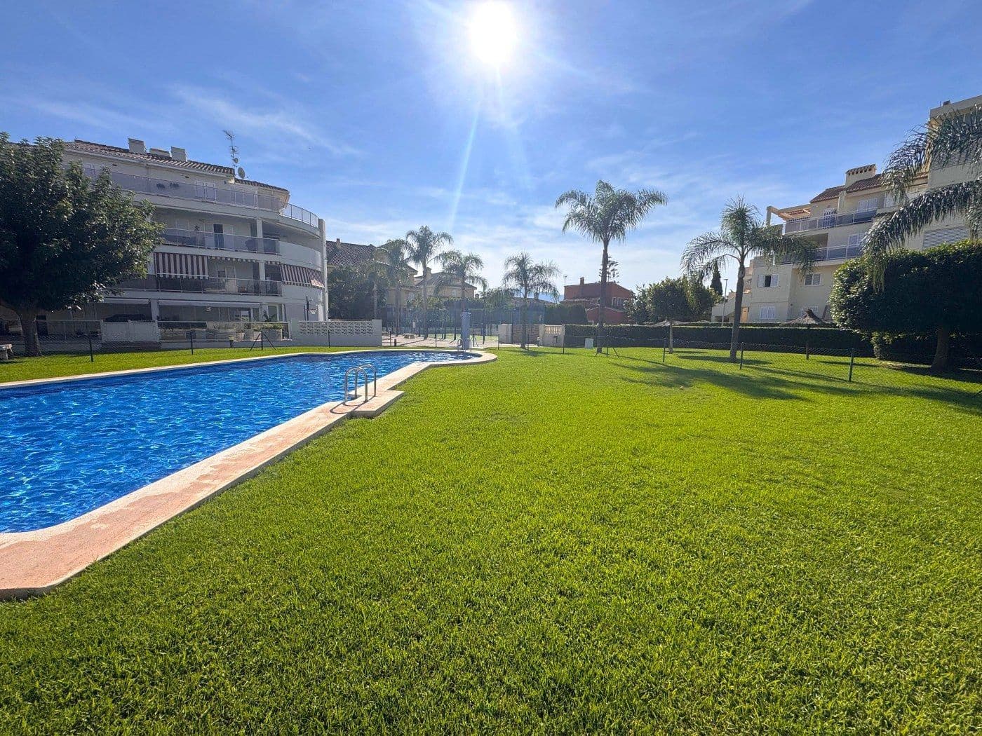 3 soveværelse Penthouse til salg i Denia med swimmingpool garage - € 430.000 (Ref: 9784332)