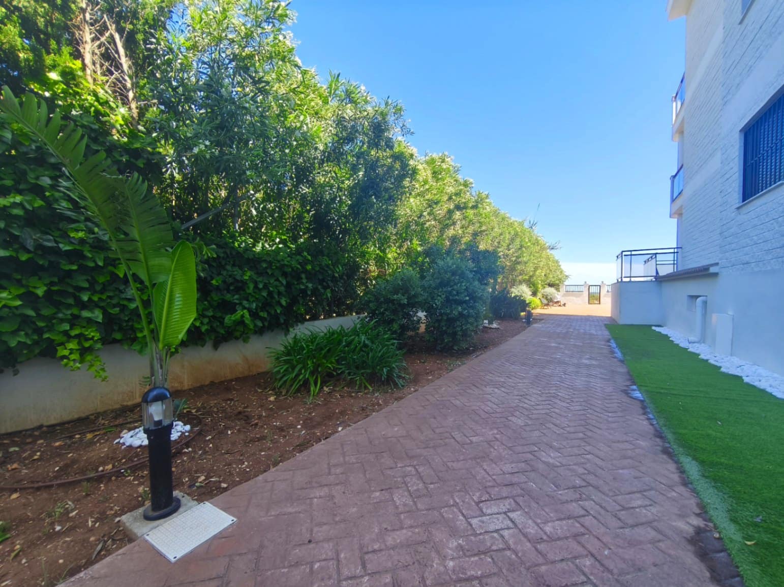 Apartamento de 3 habitaciones en Dénia en venta con piscina garaje - 480.000 € (Ref: 9838379)