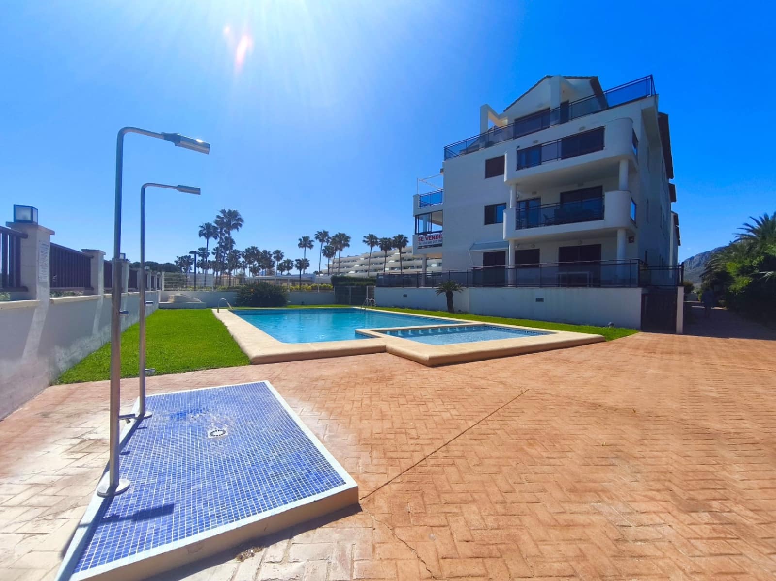 Apartamento de 3 habitaciones en Dénia en venta con piscina garaje - 480.000 € (Ref: 9838379)