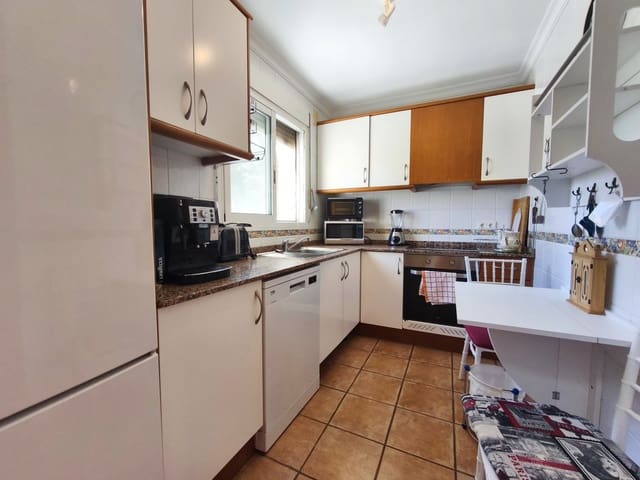 Adosado de 3 habitaciones en Els Poblets en venta con piscina garaje - 265.000 € (Ref: 9908907)