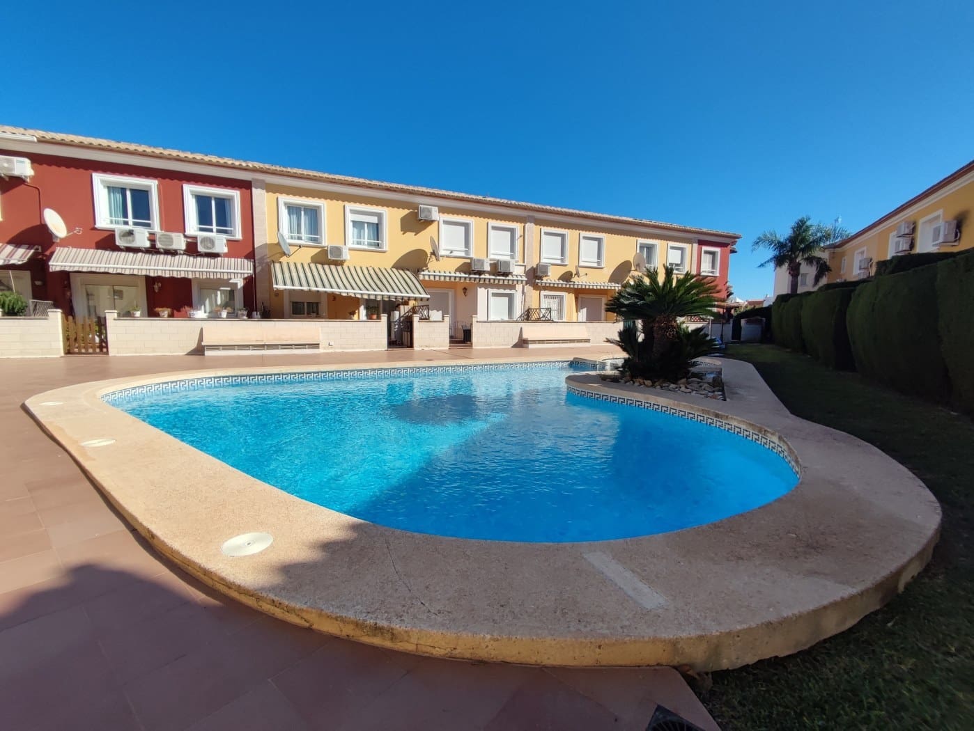 Adosado de 3 habitaciones en Els Poblets en venta con piscina garaje - 265.000 € (Ref: 9908907)