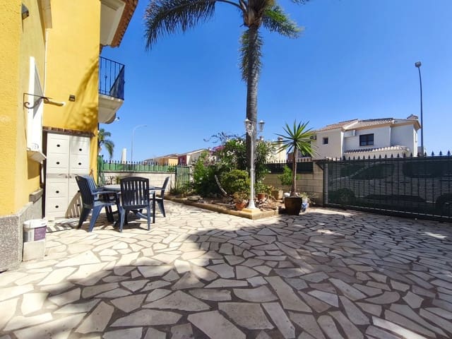 Adosado de 3 habitaciones en Els Poblets en venta con piscina garaje - 265.000 € (Ref: 9908907)