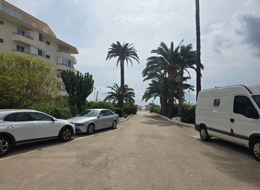 2 bedroom Apartment for sale in Altea - € 289,000 (Ref: 10004468)