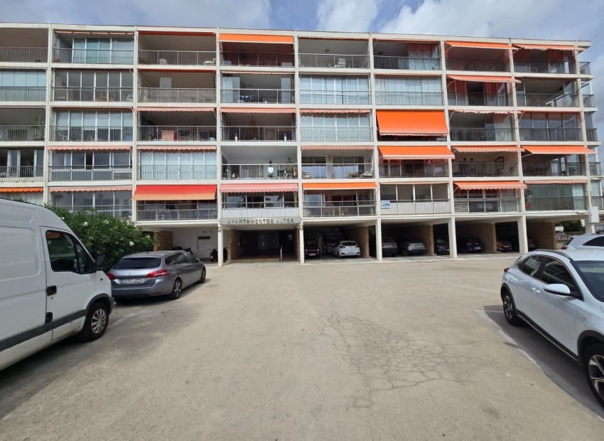 2 bedroom Apartment for sale in Altea - € 289,000 (Ref: 10004468)