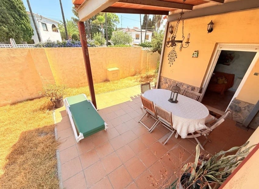 5 soveværelse Villa til salg i Albir med swimmingpool - € 630.000 (Ref: 10004700)