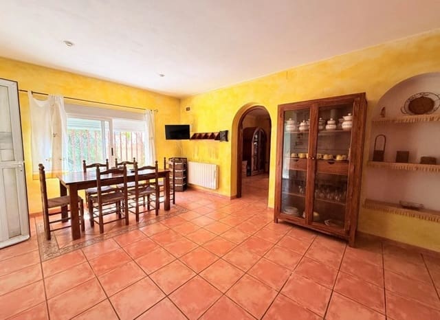 5 soveværelse Villa til salg i Albir, Alfaz del Pi / L'Alfàs del Pi med swimmingpool - € 630.000 (Ref: 10004700)