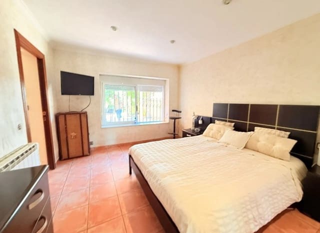 5 soveværelse Villa til salg i Albir, Alfaz del Pi / L'Alfàs del Pi med swimmingpool - € 630.000 (Ref: 10004700)