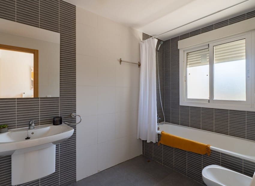 3 soveværelse Villa til salg i Calpe / Calp med swimmingpool garage - € 340.000 (Ref: 10007883)