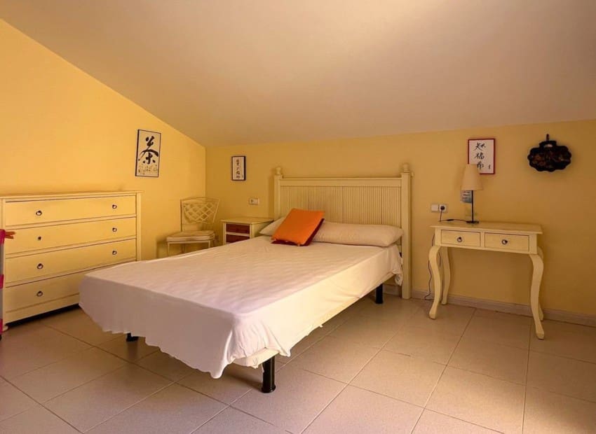 4 soverom Leilighet til salgs i Denia med svømmebasseng garasje - € 472 000 (Ref: 10008007)