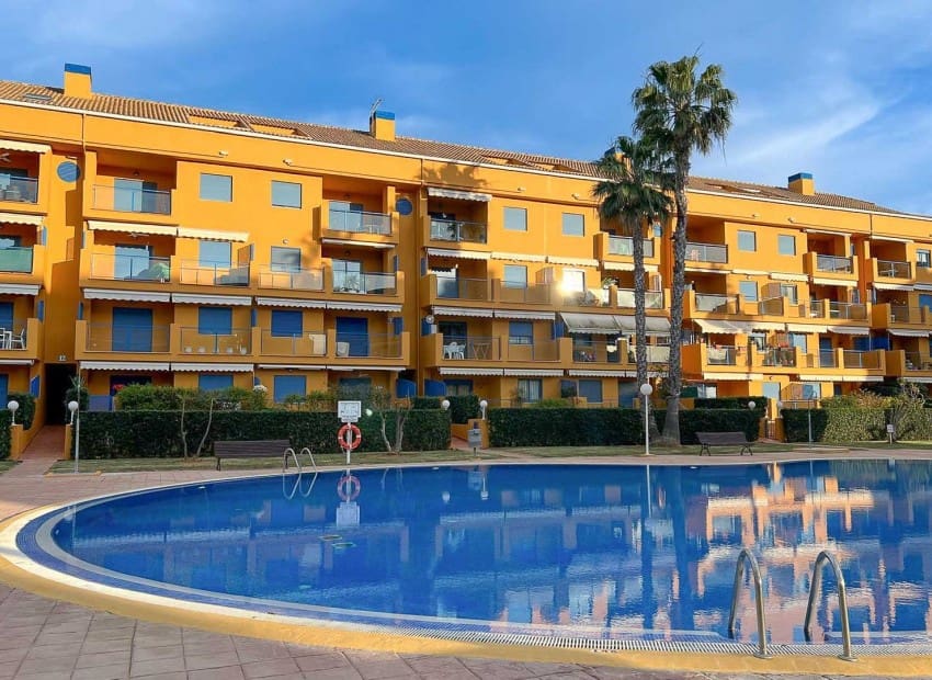 4 soverom Leilighet til salgs i Denia med svømmebasseng garasje - € 472 000 (Ref: 10008007)