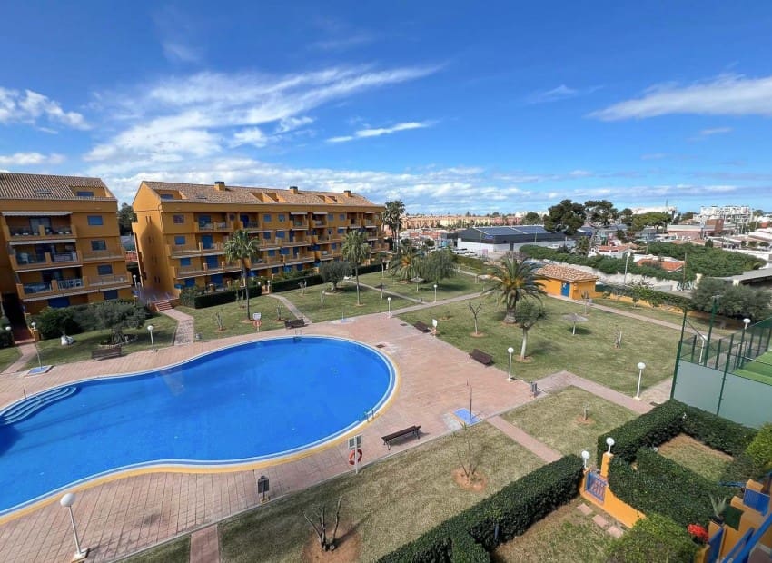 4 soverom Leilighet til salgs i Denia med svømmebasseng garasje - € 472 000 (Ref: 10008007)