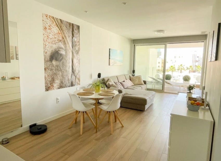 2 soverom Leilighet til salgs i Orihuela Costa med svømmebasseng garasje - € 279 900 (Ref: 10009821)