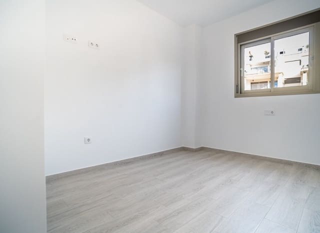 3 soverom Leilighet til salgs i Los Dolses, Orihuela med svømmebasseng garasje - € 360 000 (Ref: 10009921)