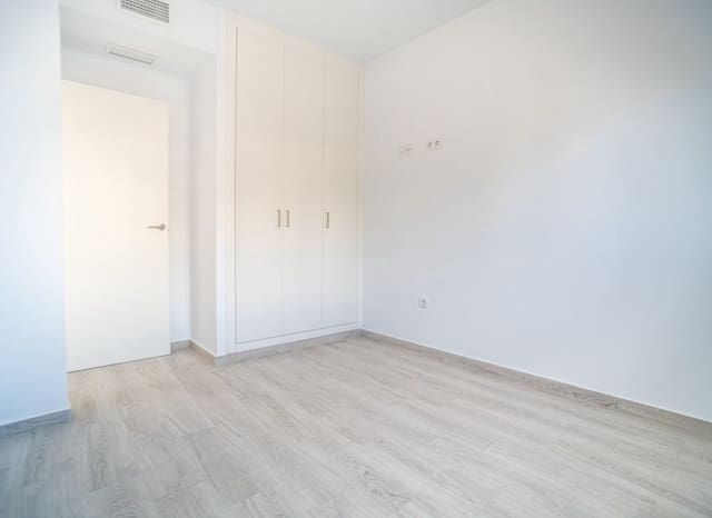 3 soverom Leilighet til salgs i Los Dolses, Orihuela med svømmebasseng garasje - € 360 000 (Ref: 10009921)