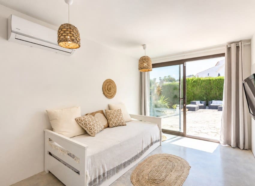 4 quarto Moradia para venda em Javea / Xabia com piscina garagem - 795 000 € (Ref: 10014238)