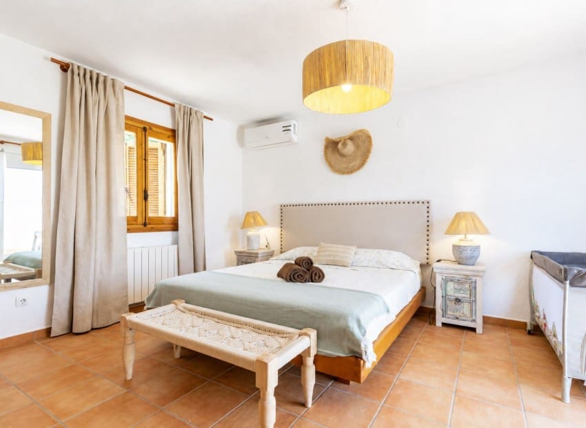 4 quarto Moradia para venda em Javea / Xabia com piscina garagem - 795 000 € (Ref: 10014238)