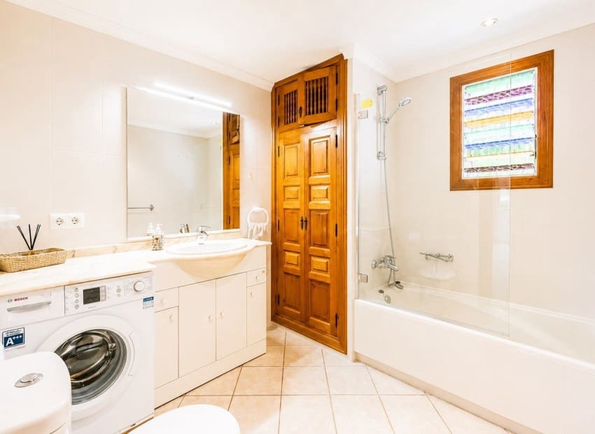4 quarto Moradia para venda em Javea / Xabia com piscina garagem - 795 000 € (Ref: 10014238)